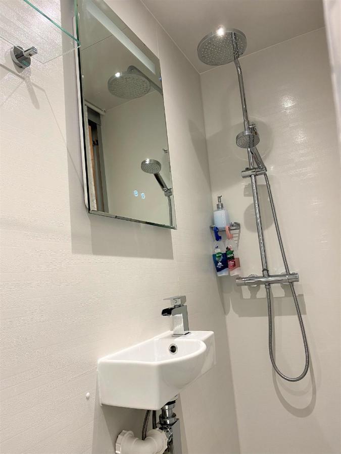 En-Suite Nook Near Forest & Sea, Super Value With Fridge, Microwave And Tv ลีมิงตัน ภายนอก รูปภาพ