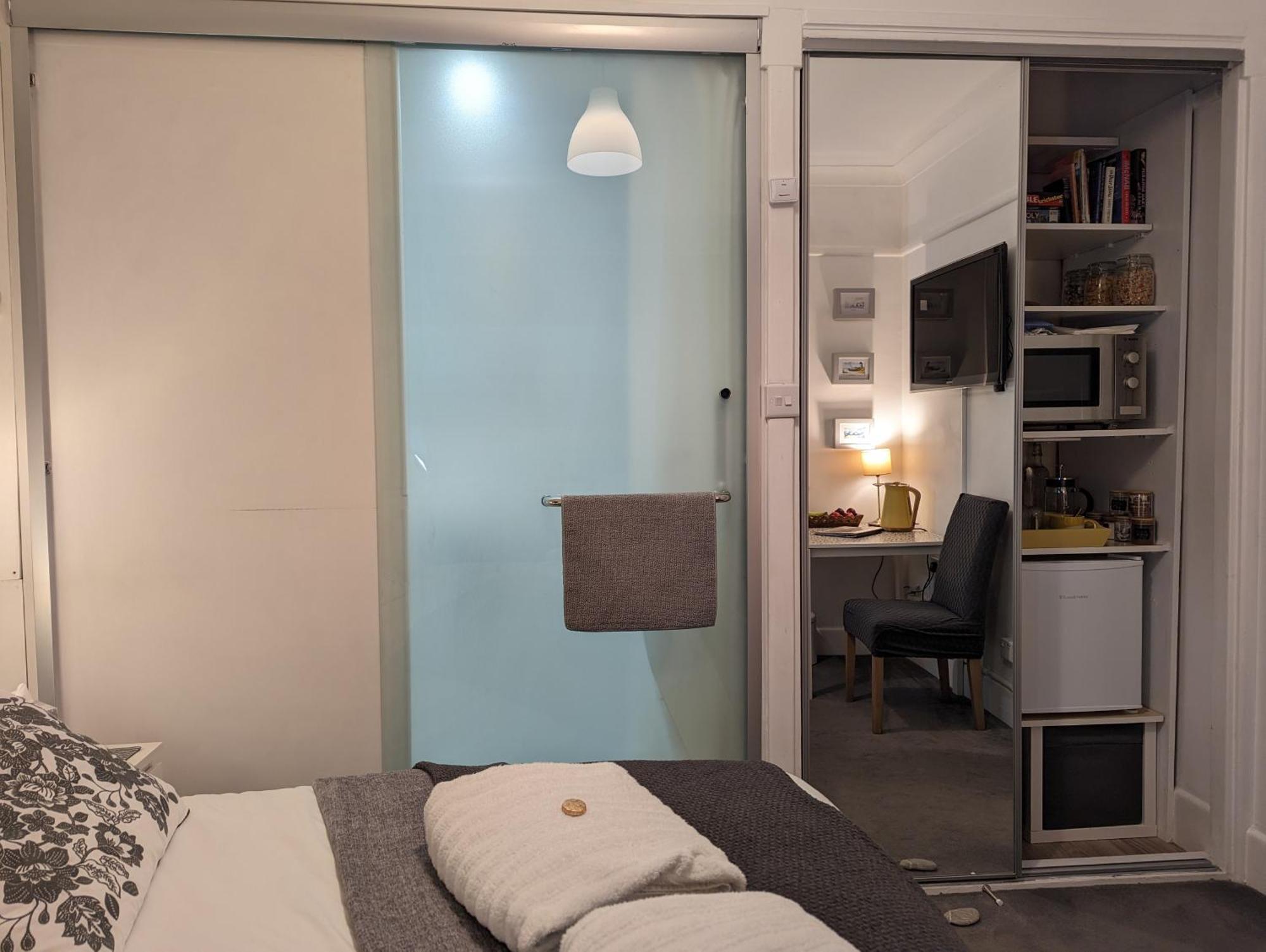 En-Suite Nook Near Forest & Sea, Super Value With Fridge, Microwave And Tv ลีมิงตัน ภายนอก รูปภาพ